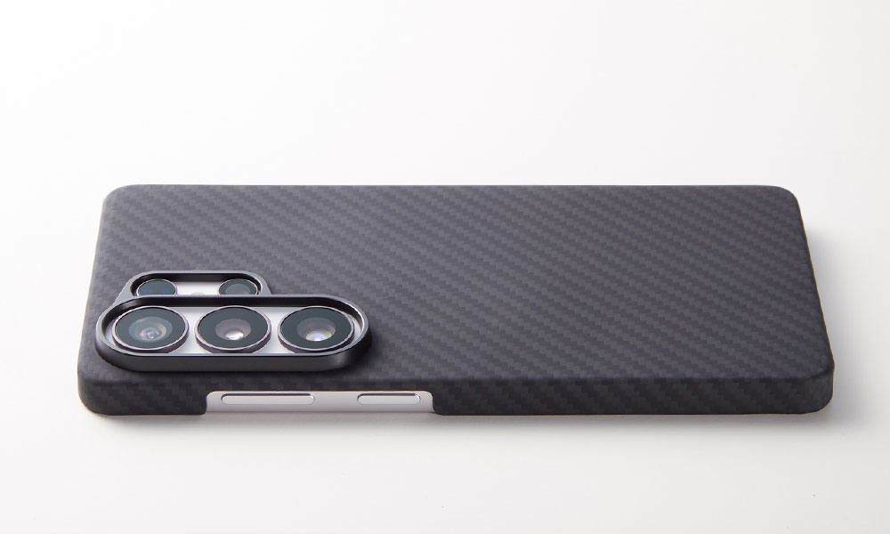 カメラ周りを徹底ガード。死角なしの安心感